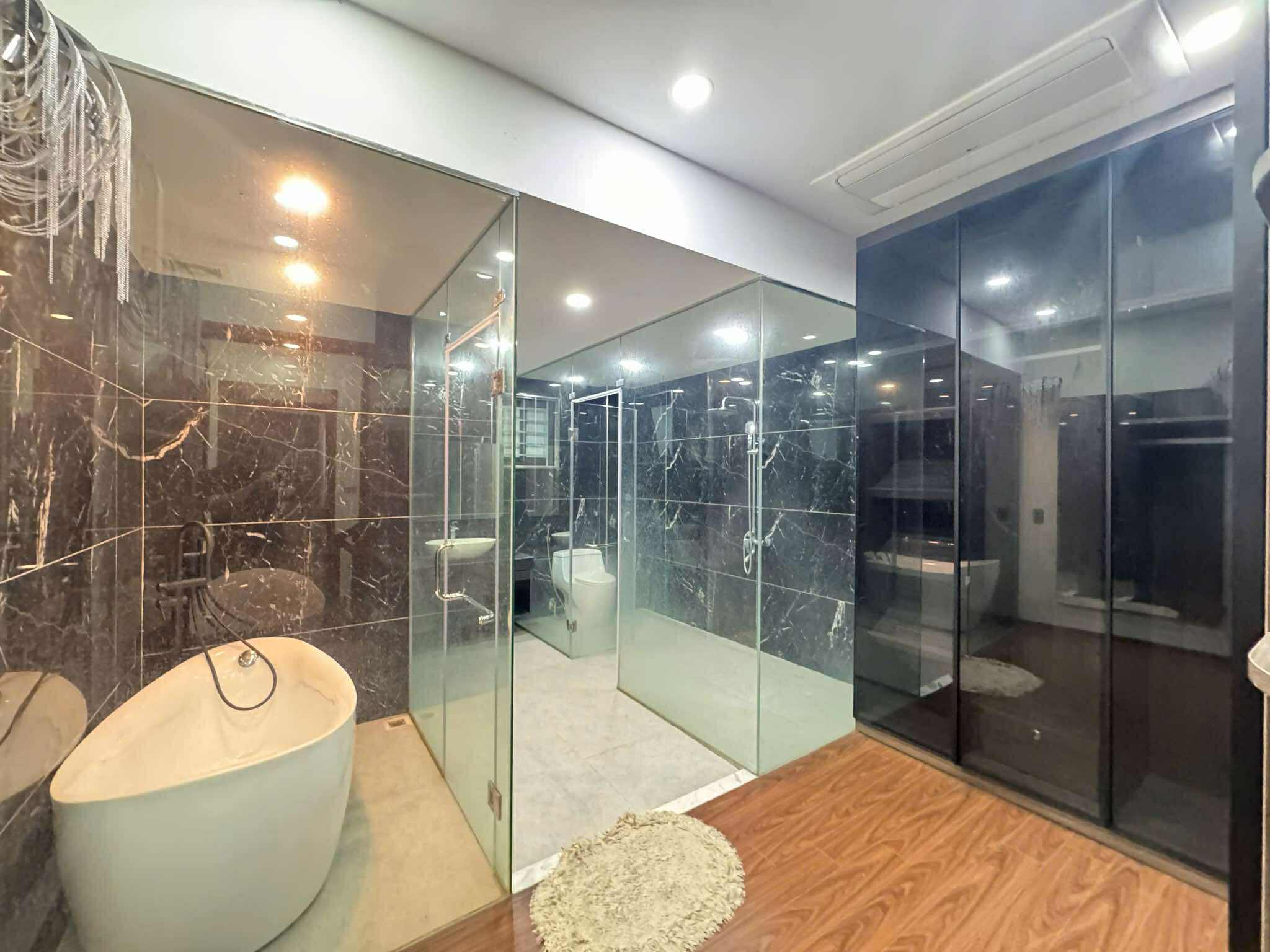 Bán nhà Ngọc Lâm,Long Biên 5 tầng,60m,mt3.95m oto vào nhà nhỉnh 14 tỷ - Ảnh 5